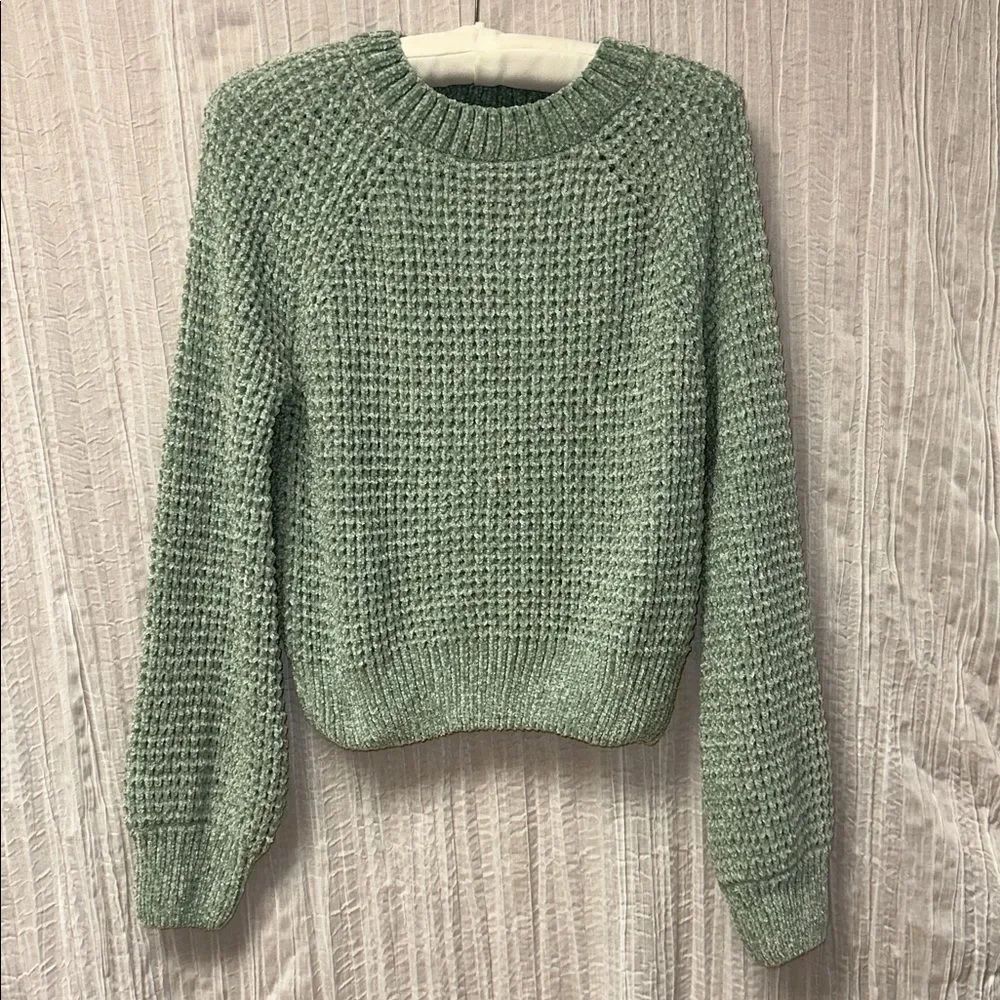 ALTAR’D STATE S Sage Green Chenille Waffle Knit Crew Crop Raglan Sweater - Picture 3 of 13